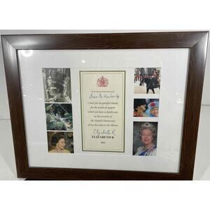 Signed Framed Plaque Queen Elizabeth R 2012 Of BUCKINGHAM PALACE RARE Autograph